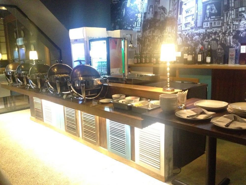 Happy Hotel Jakarta