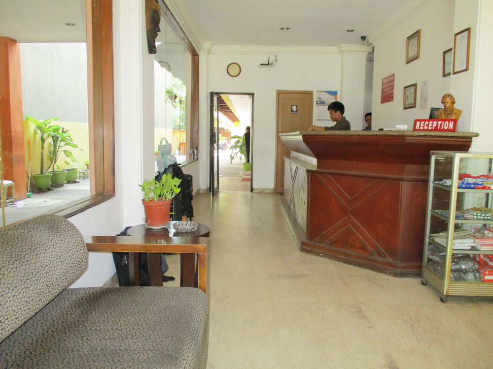 Maxim Kwitang 2*