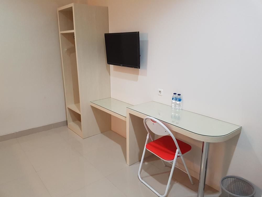 Ethan Kelapa Gading Hotel