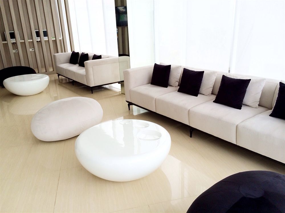 Hotel Whiz Cikini Jakarta