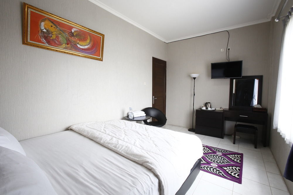 Reddoorz @ Slipi Jaya 2*
