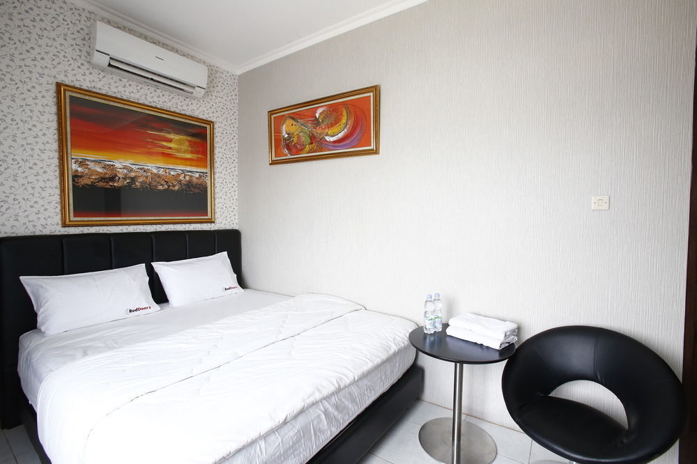Casa de hóspedes Reddoorz @ Slipi Jaya Jacarta