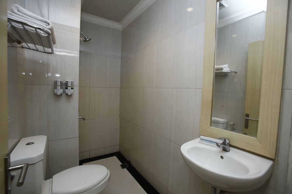 Guest house Reddoorz @ Kebayoran 2*