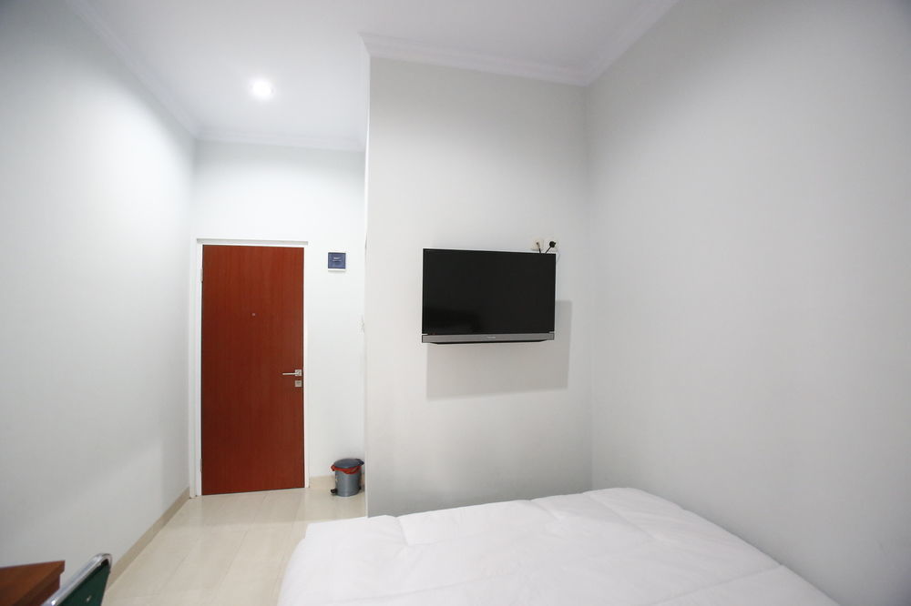 Ruangnyaman At Tebet Utara Hotel