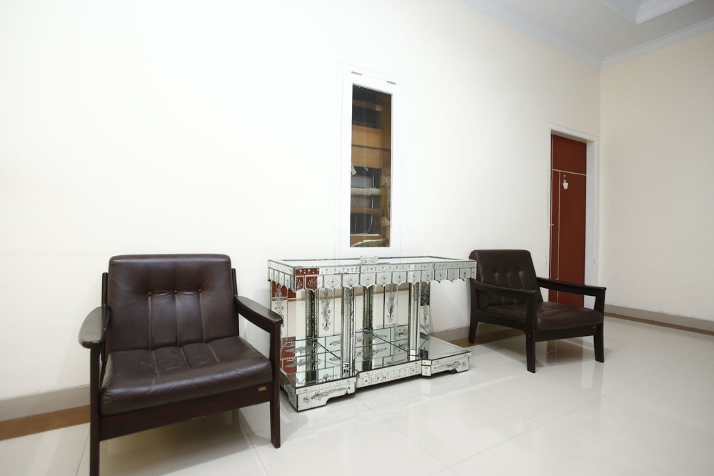 Hotel Ruangnyaman At Tebet Utara