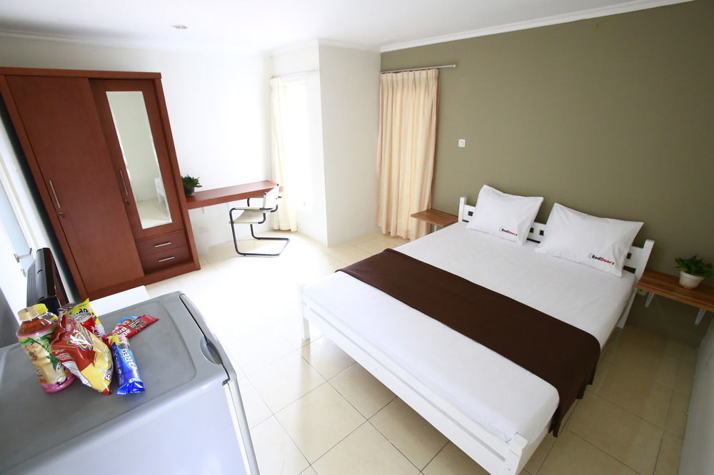 Hotel Reddoorz @ Mampang Prapatan Jakarta
