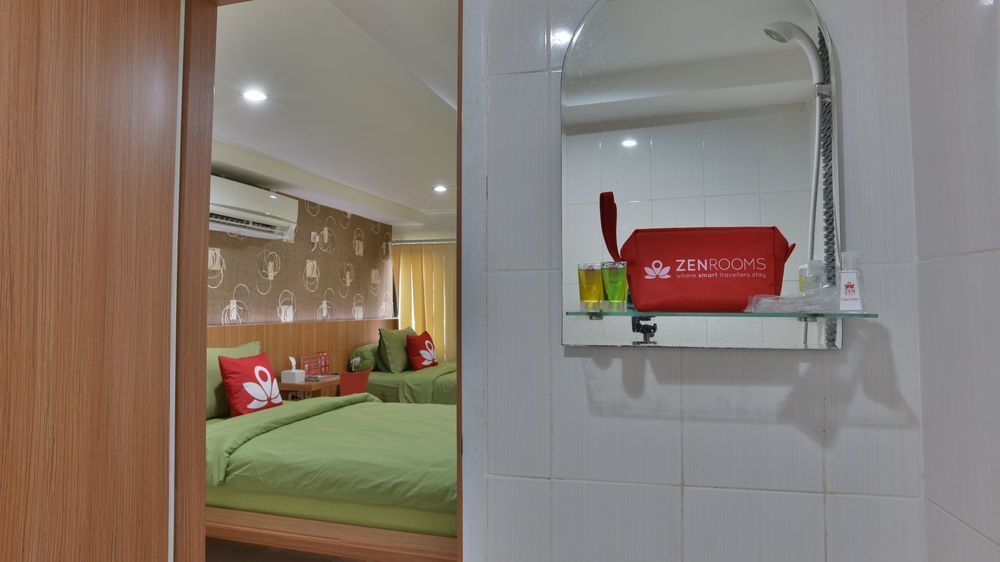 Guest house Reddoorz Near Pasar Tanah Abang Jakarta