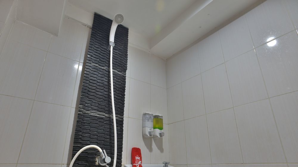Guest house Reddoorz Near Pasar Tanah Abang 2*