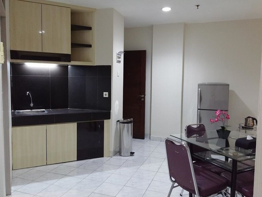 Golden Sky Condotel Hotel Jakarta