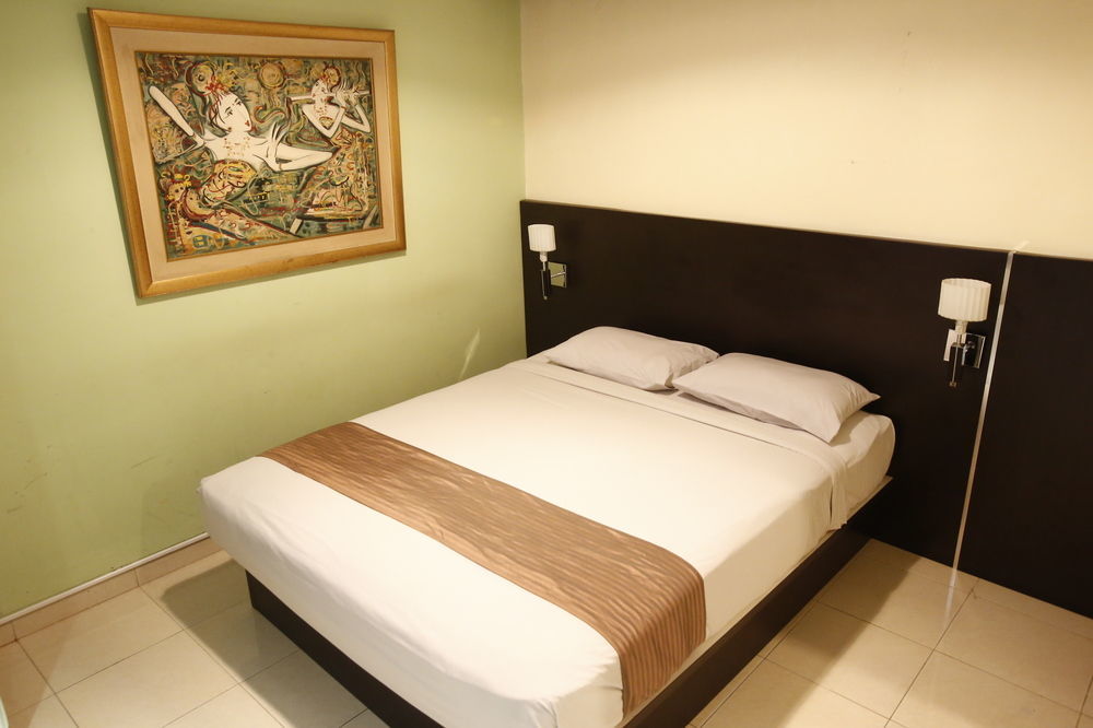 Reddoorz @ Karet Setiabudi Hotel 3*