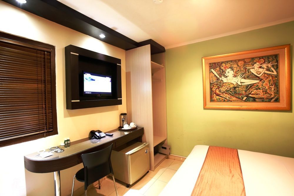 Reddoorz @ Karet Setiabudi Hotel
