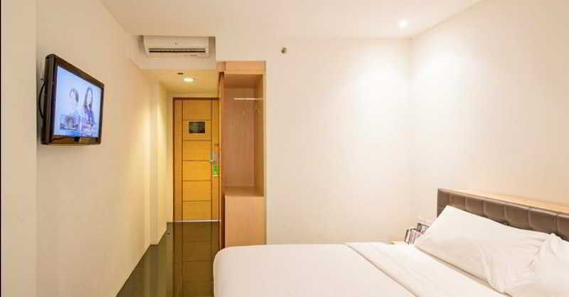 M Hotel 3*