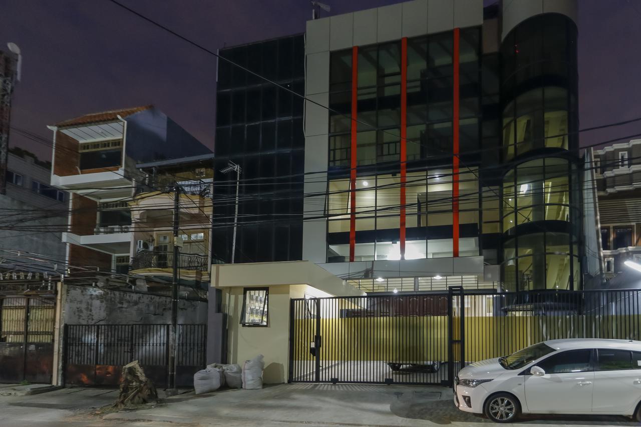 Reddoorz Near Harmoni Gajah Mada
