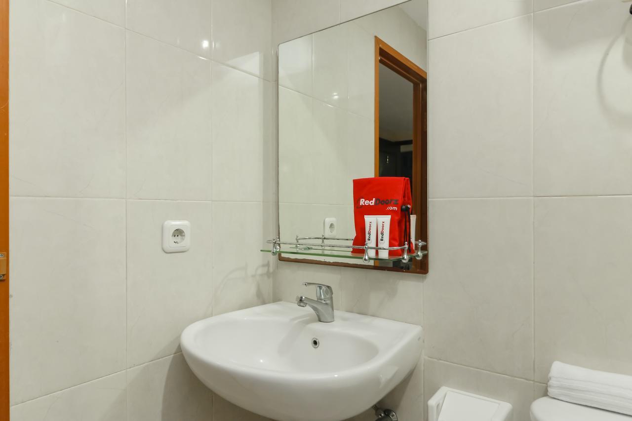 Reddoorz Near Harmoni Gajah Mada Jakarta