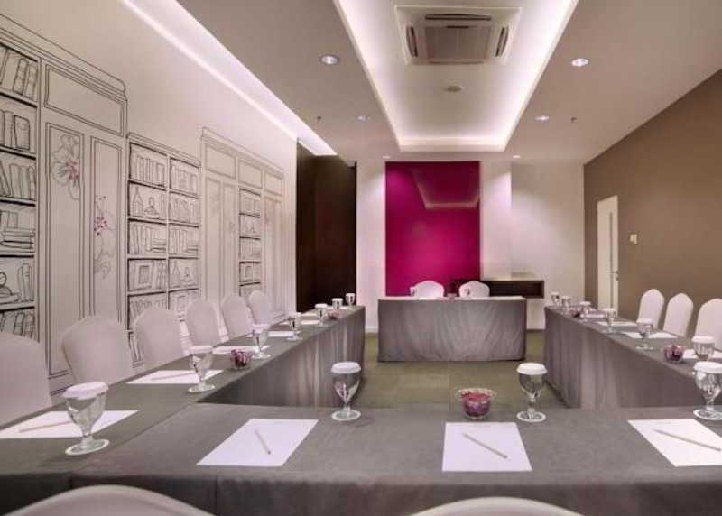 Favehotel Melawai 3*