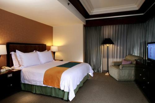 Le Grandeur Mangga Dua 4*