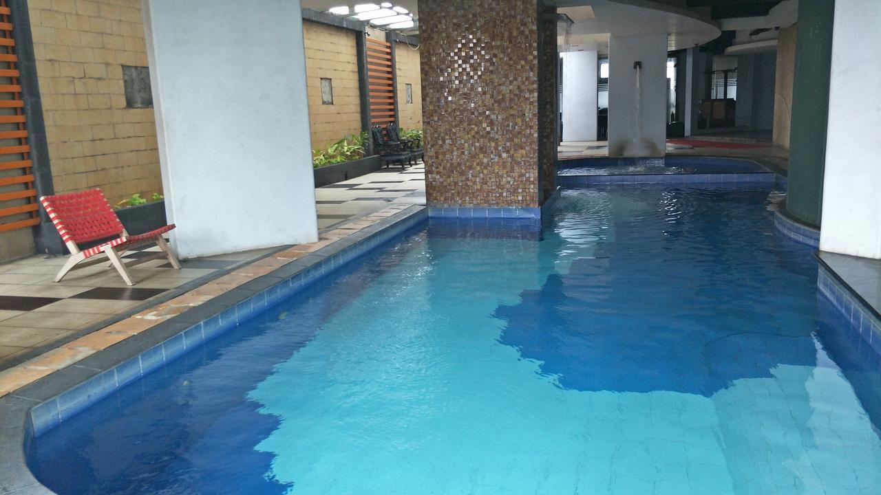 The Gloria Grogol Apartamento *