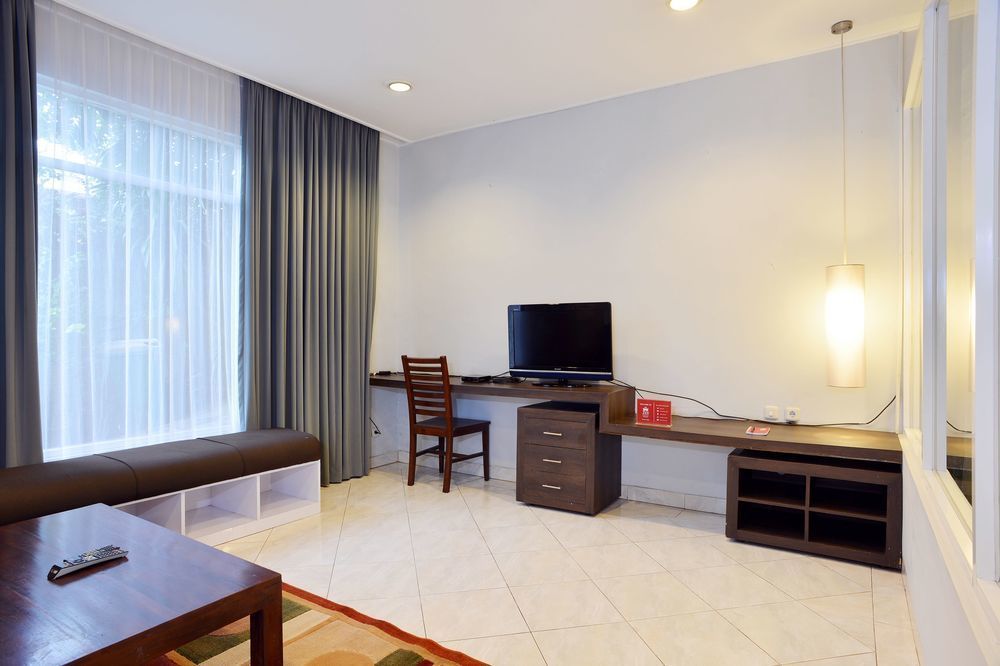 Zen Premium Kemang Timur Hotel Jakarta
