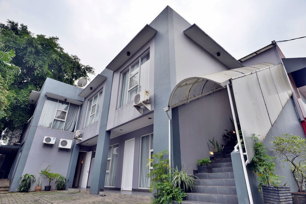 Zen Premium Kemang Timur Hotel Jakarta