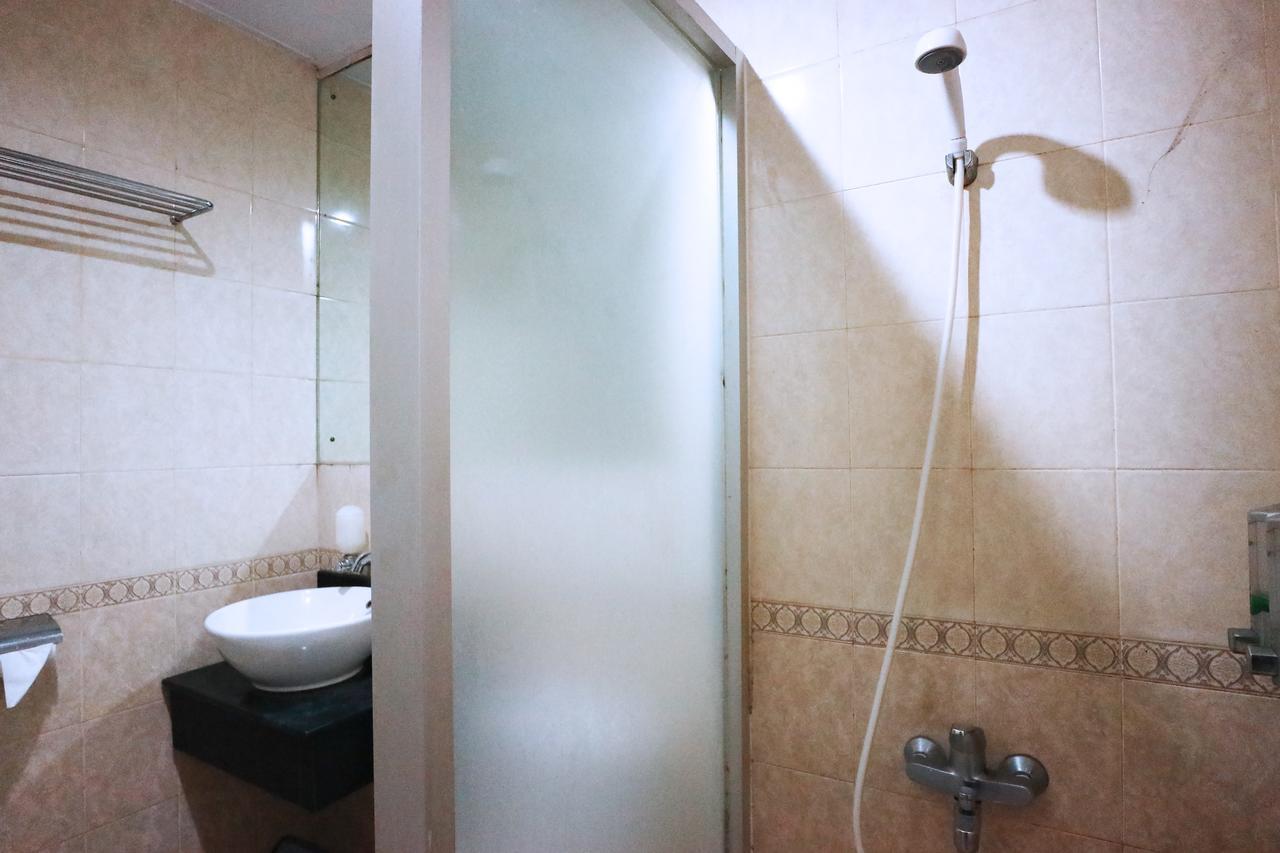Hotel Mirah 2*