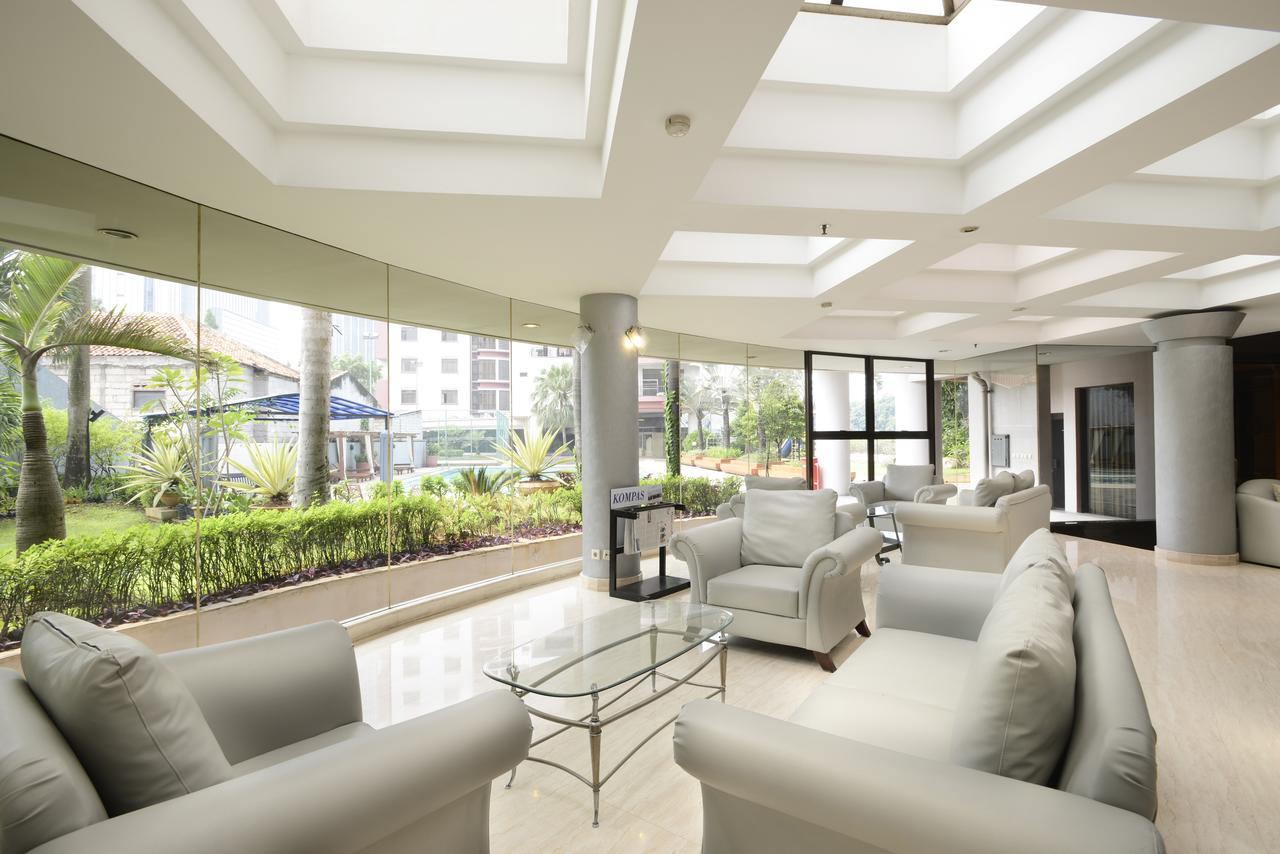 Hotel Midtown Simatupang 4*