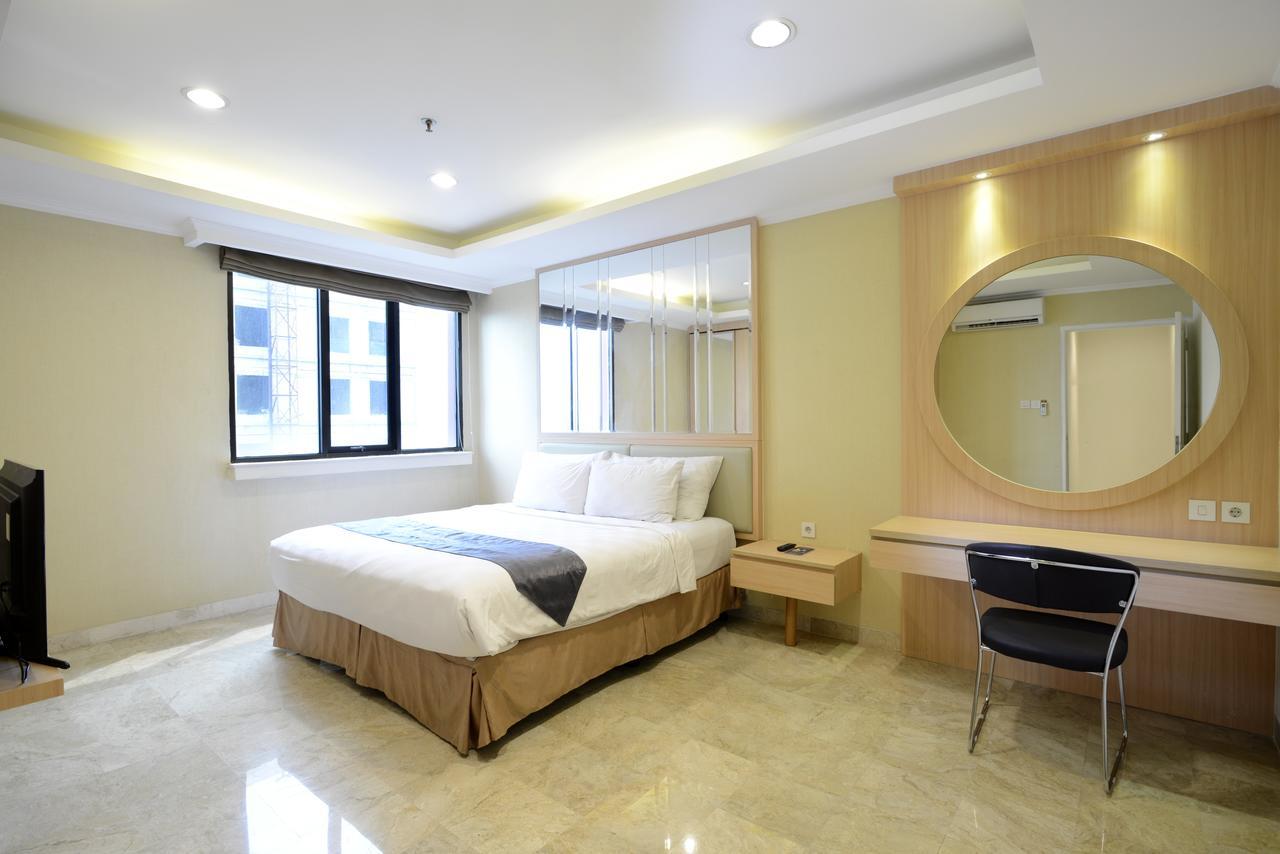 Midtown Simatupang Hotel 4*