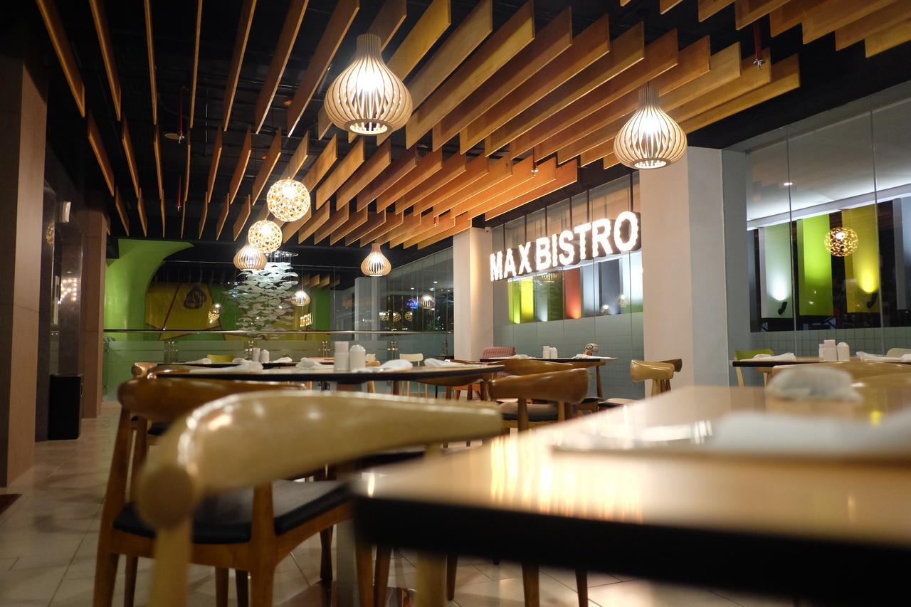 Maxonehotels.com At Pemuda Jakarta