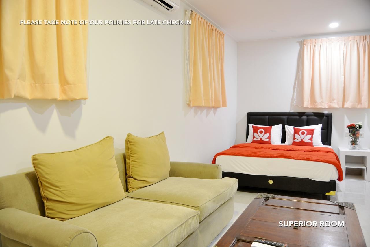 Zen Premium Kemang Timur Hotel Jakarta