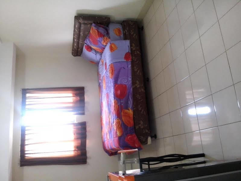 Adaru Gading Icon Hotel 2*