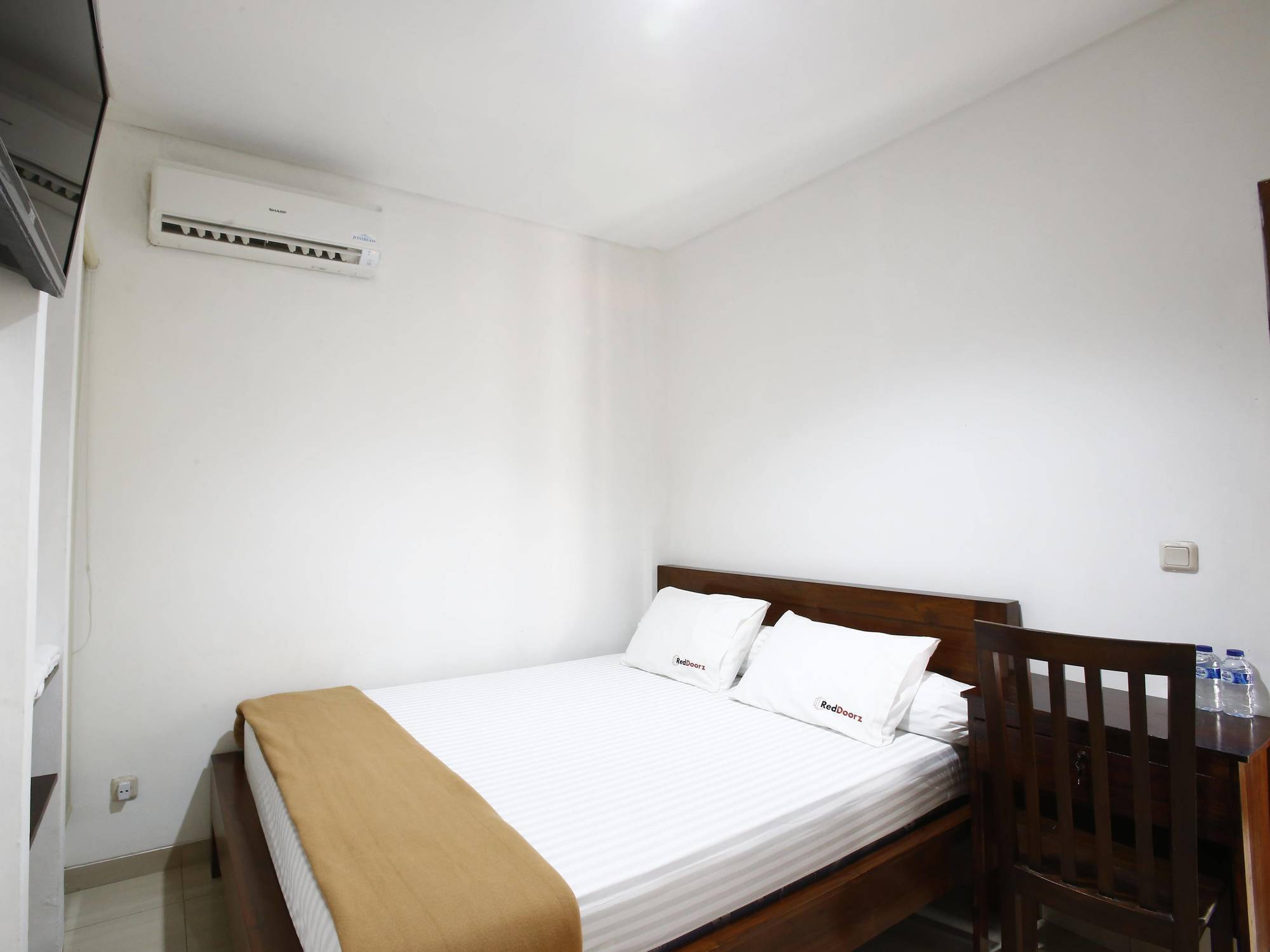 Guest house Reddoorz @ Sudirman 2*