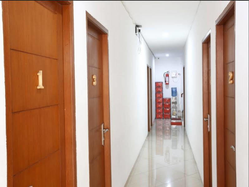 Guest house Reddoorz @ Sudirman 2*