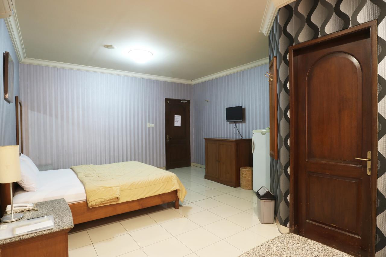 Hotel 678 Kemang Powered By Cocotel Jakarta