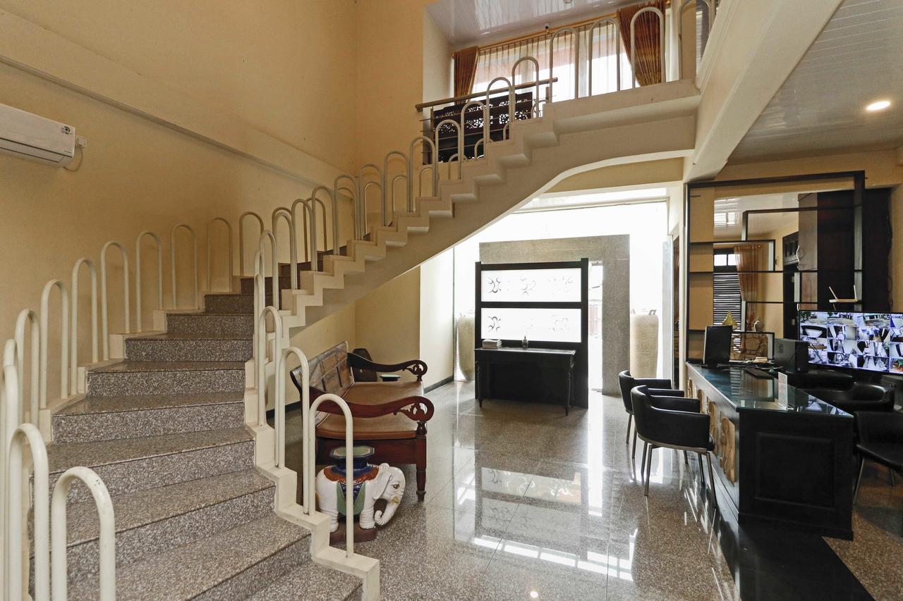 Nhà khách Reddoorz Near Halim Perdanakusuma 2 Jakarta