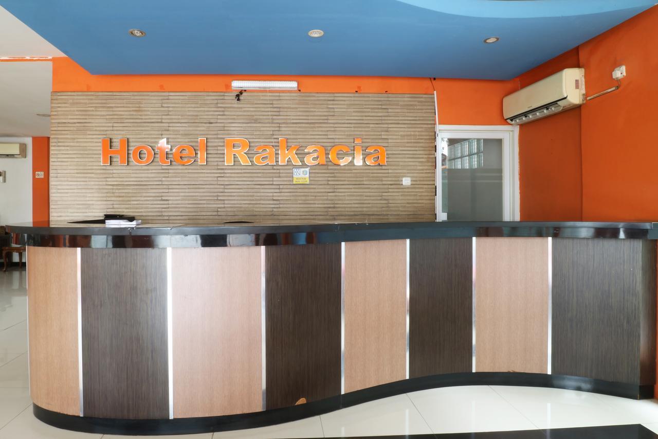 Khách sạn Rakacia
