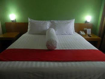 Patra Comfort Hotel 3*