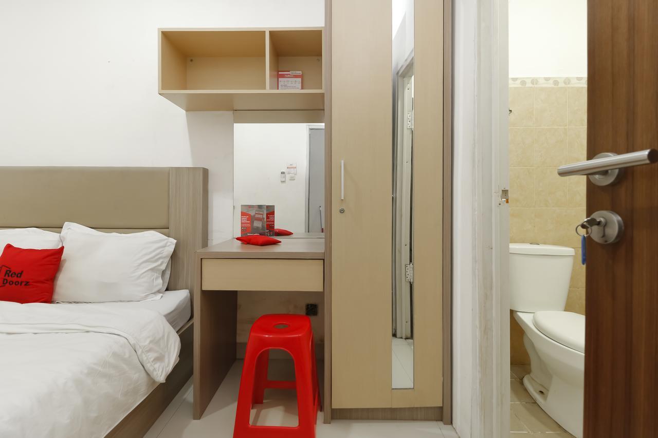 Reddoorz @ Kebon Kacang Nhà khách