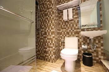 Hotel T