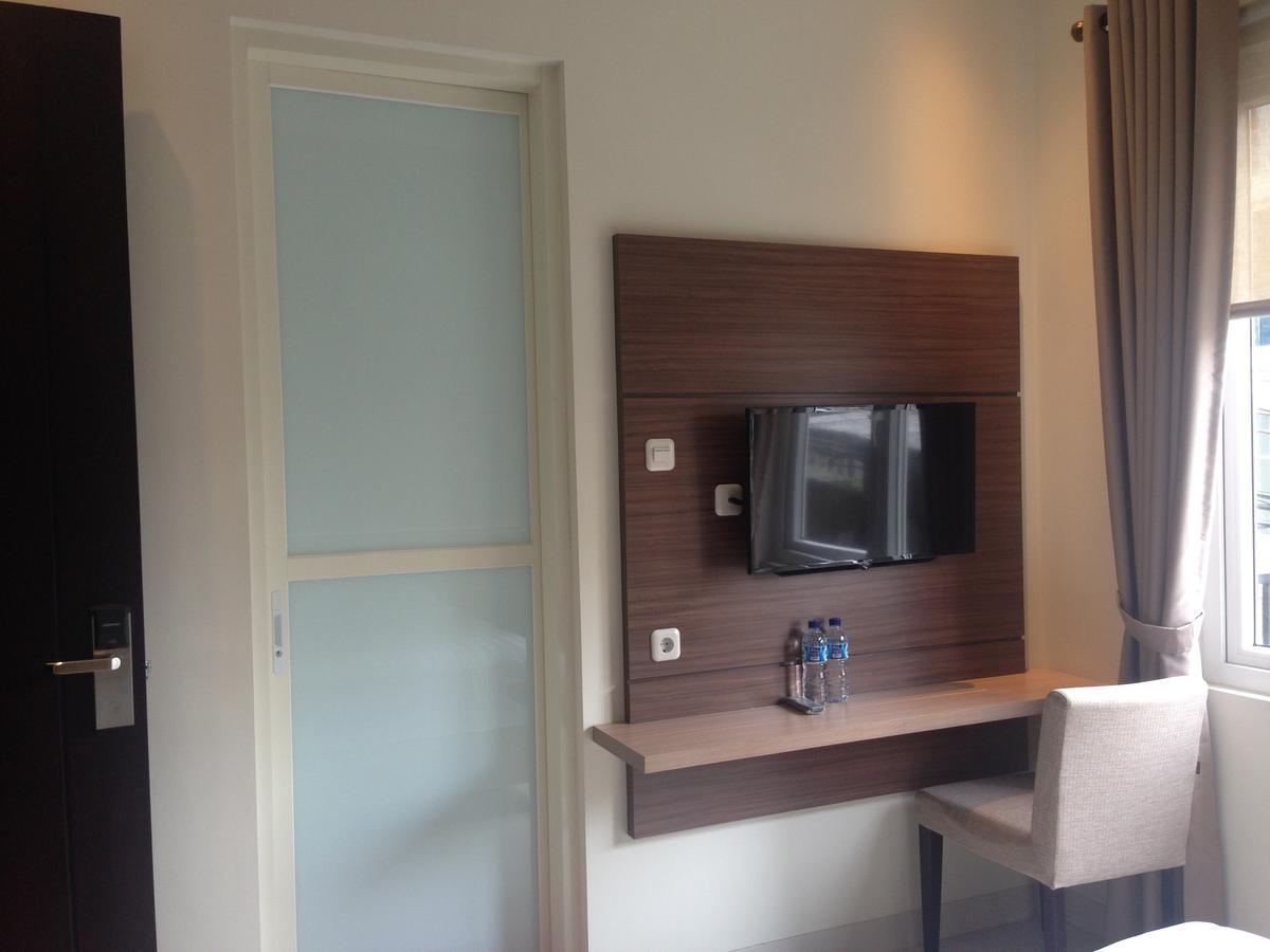 Wisma Pelangi 9 Hotel *