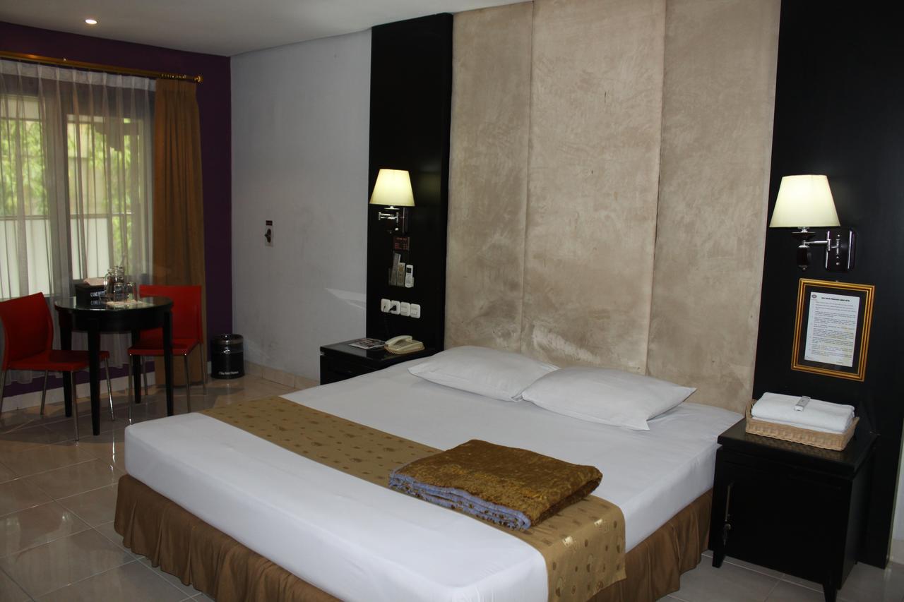 C'One Hotel Pulomas Hotel 2*