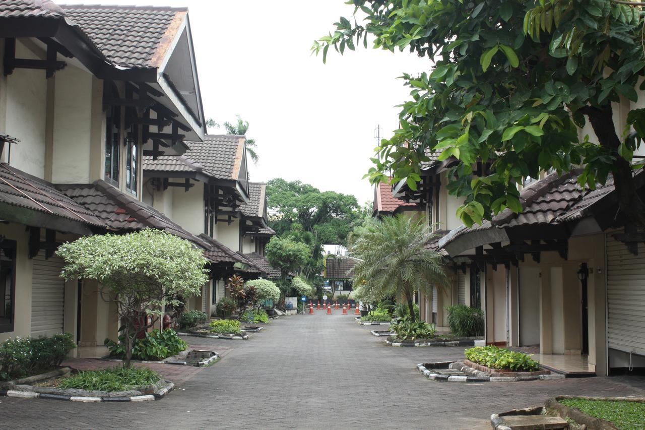 C'One Hotel Pulomas Jakarta