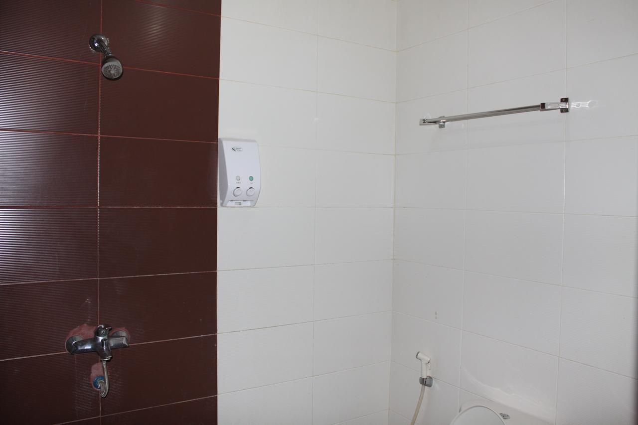 C'One Hotel Pulomas 2*