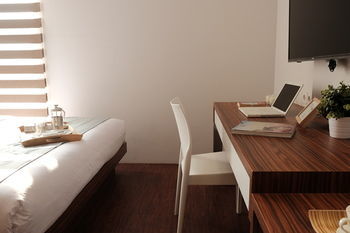 Hotel Flat06.tendean 2*