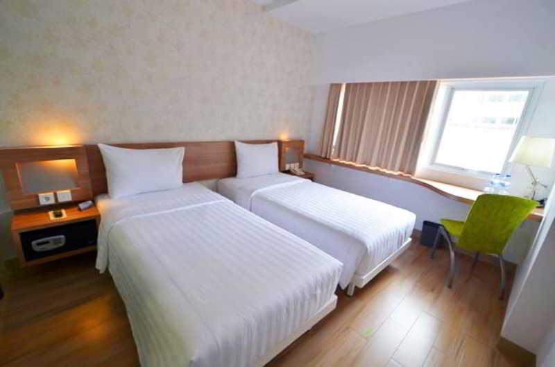 Whiz Cikini Hotel 2*