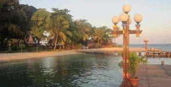 Hotel Pulau Ayer And Cottages 4*
