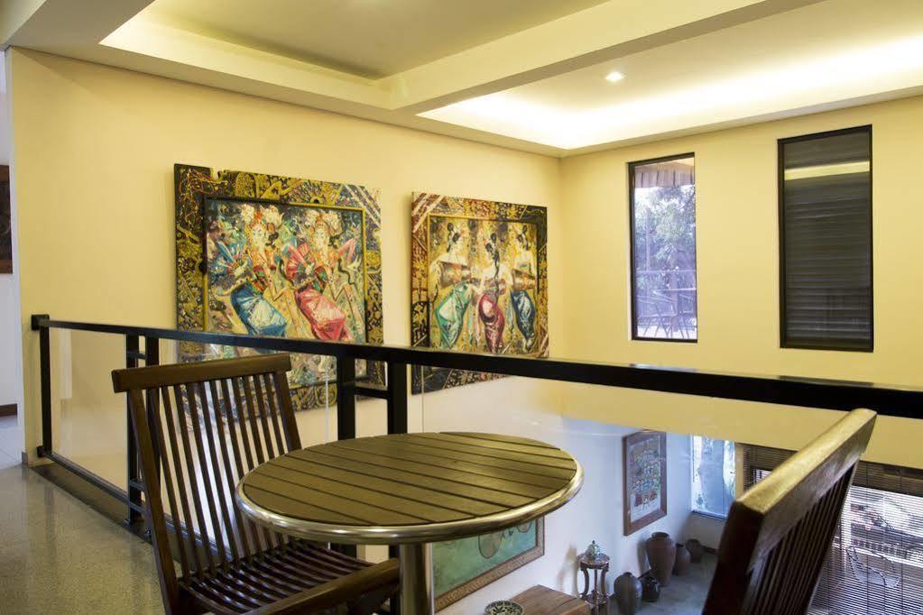 Guest house Zen Terogong Near Pondok Indah 2*