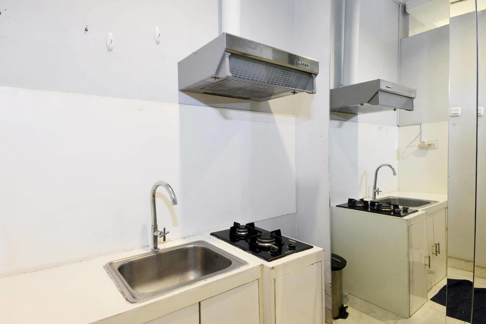 Hotel Zen Premium Kemang Timur 3*