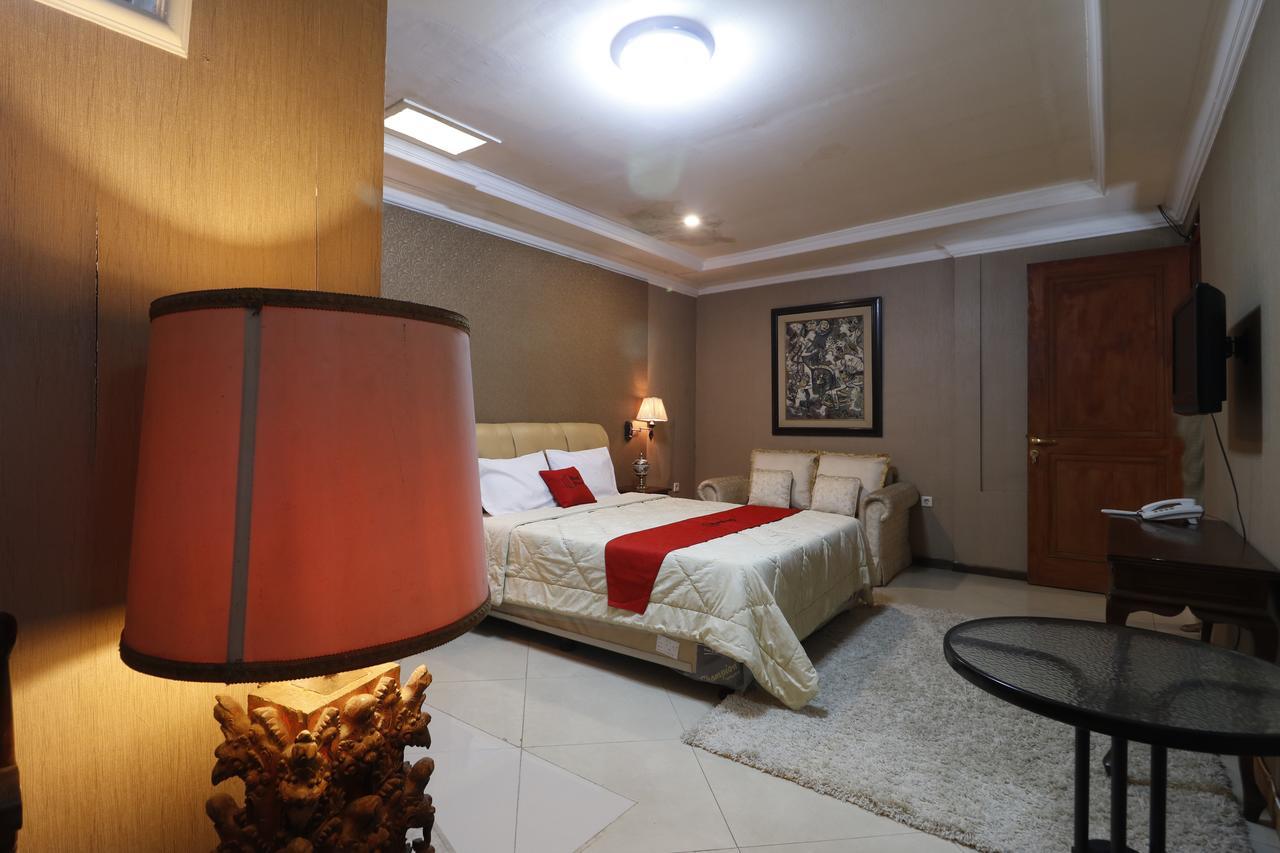 Guest house Reddoorz @ Jalan Dharmawangsa Jakarta