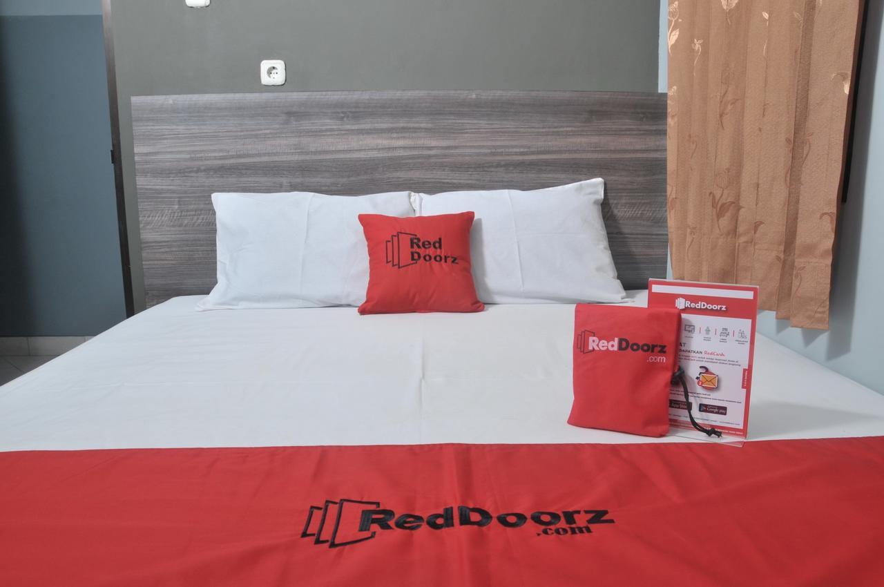 Reddoorz Near Rs Harapan Kita Guest house Jakarta