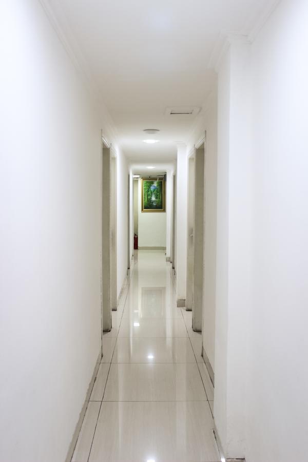 Sanrina Hotel 2*