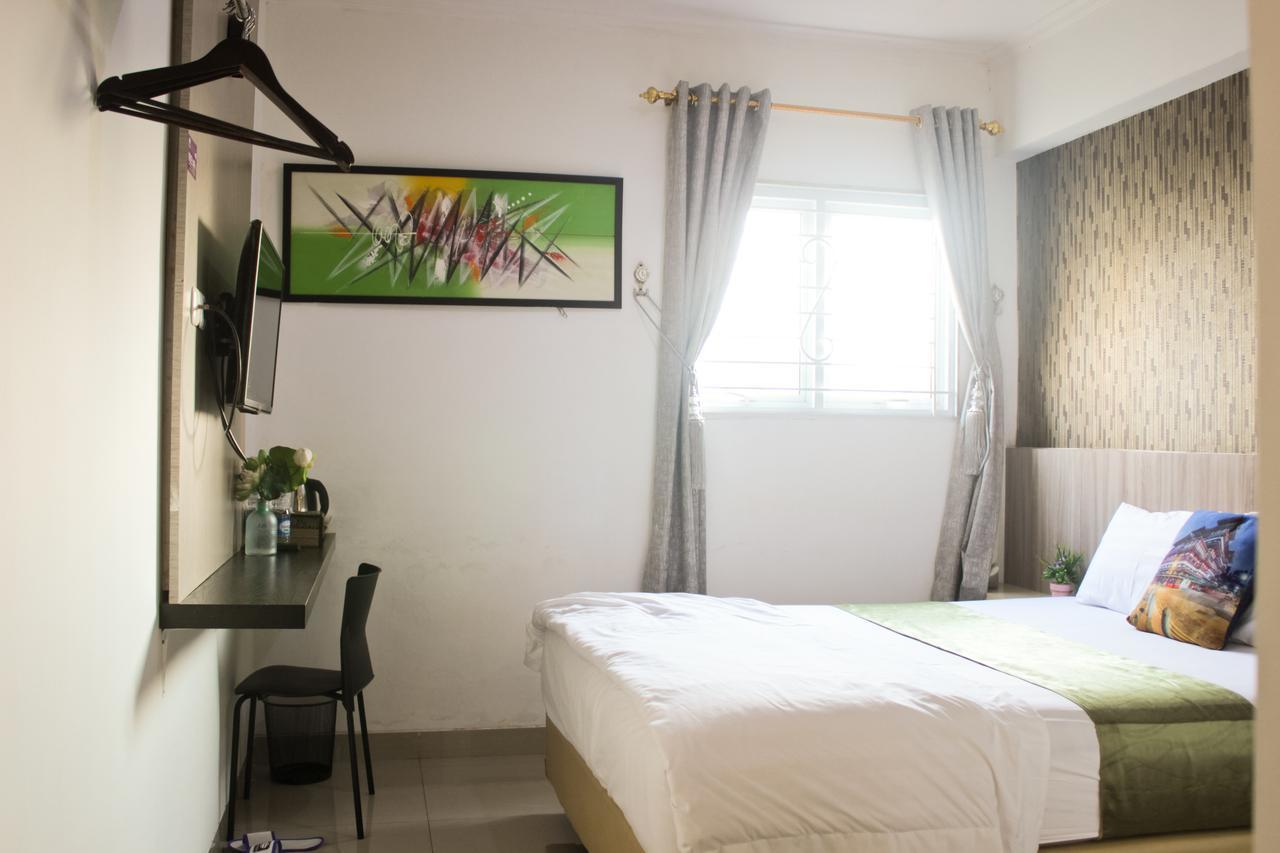 Sanrina Hotel 2*